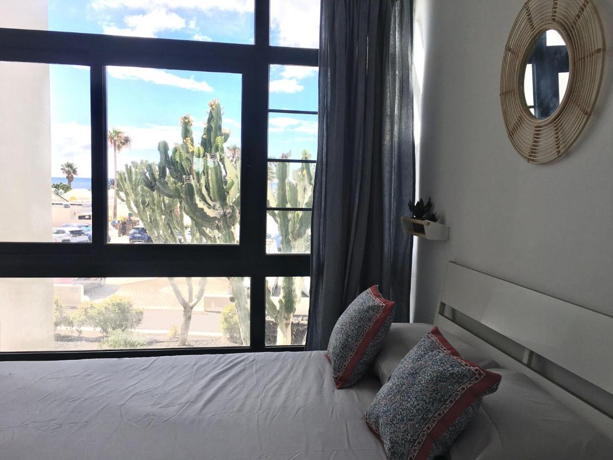 Cozzy Apartment Con Vista Al Mar Costa Teguise Εξωτερικό φωτογραφία